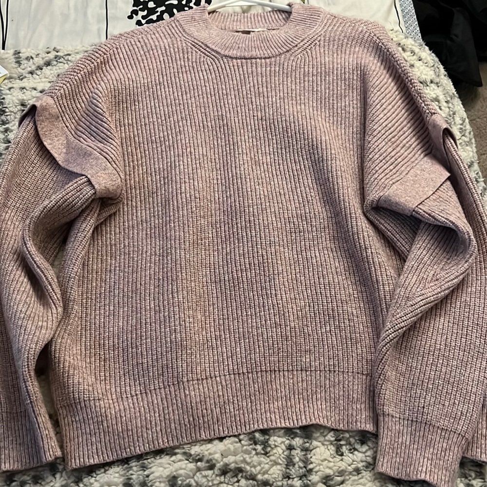 Women’s sweater